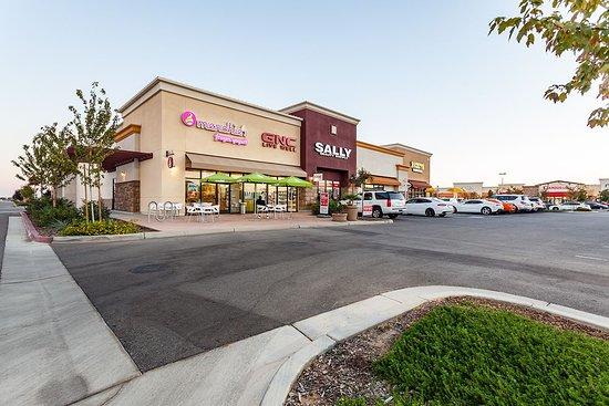 Menchie's Frozen Yogurt